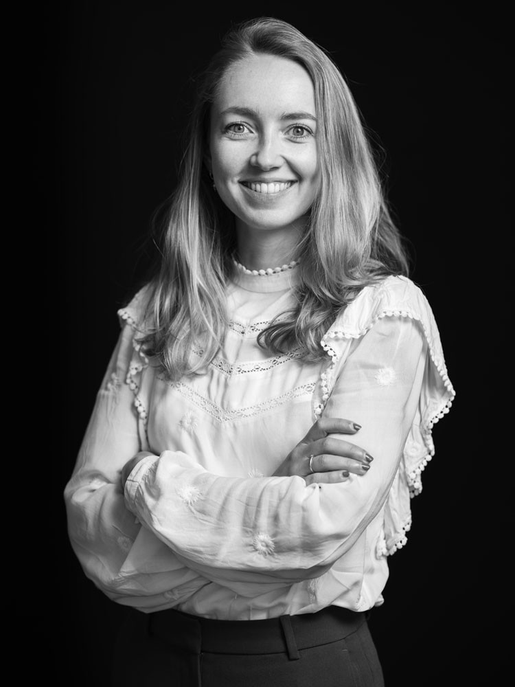 Suzanne Lodder